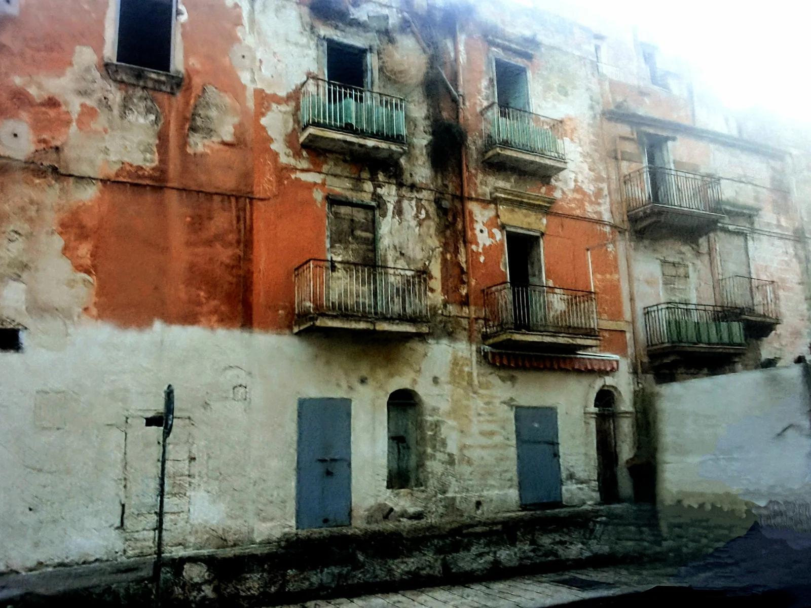 La Città Vecchia diventa un laboratorio: case da riaprire e botteghe da riempire