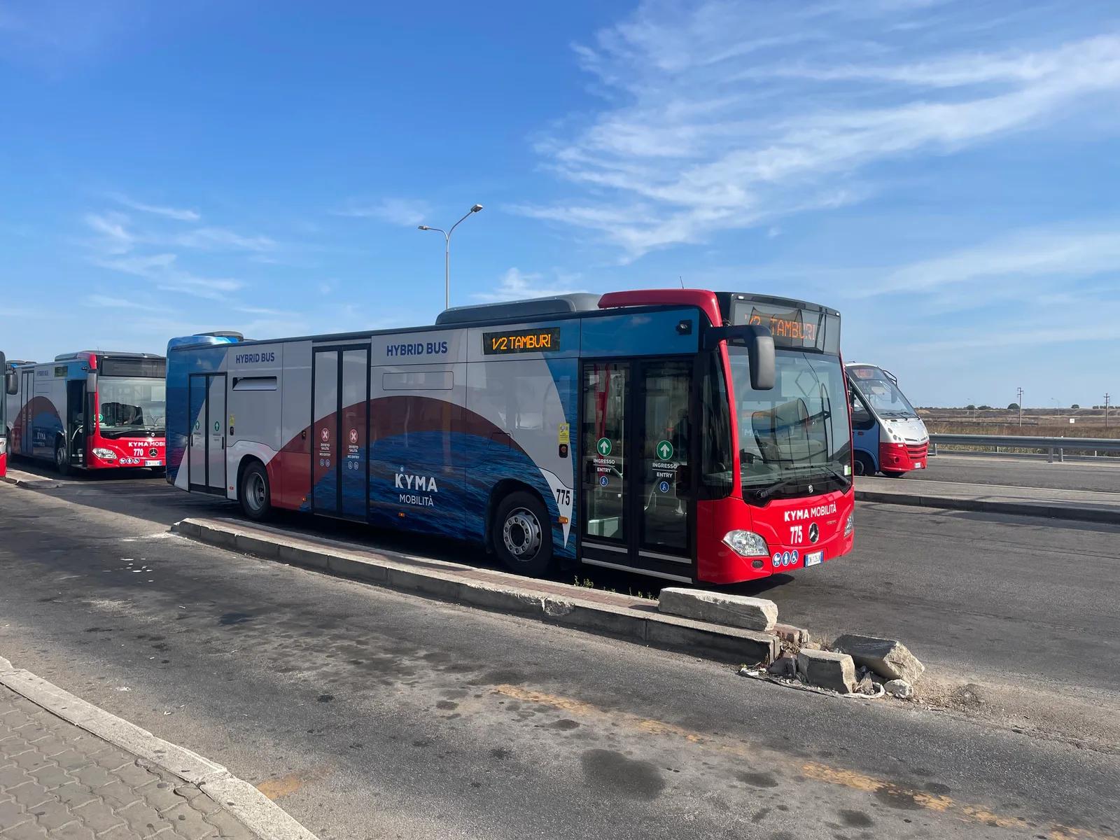 Sei autobus elettrici per Taranto: il contratto è firmato, i mezzi sono in lavorazione