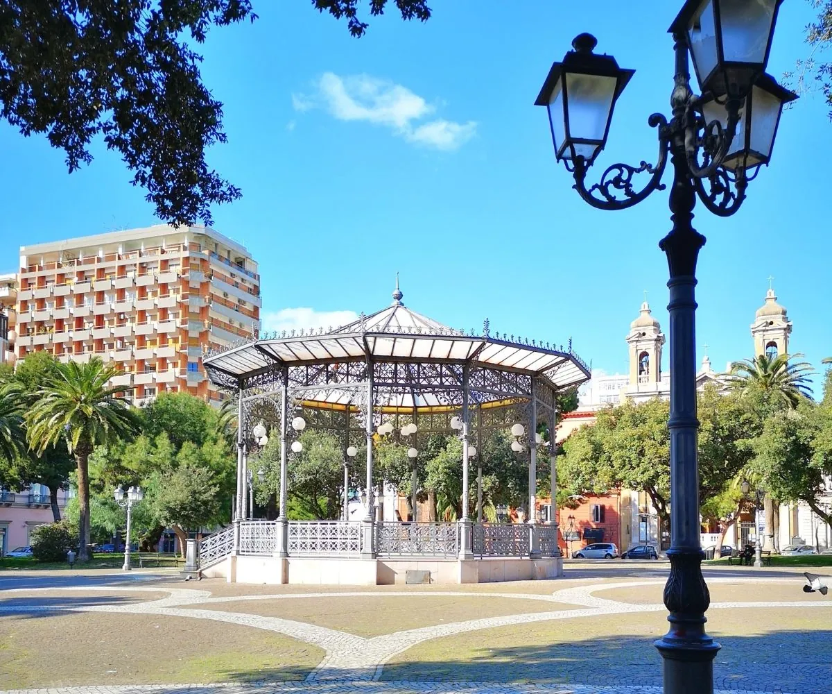 Piazza Giuseppe Garibaldi