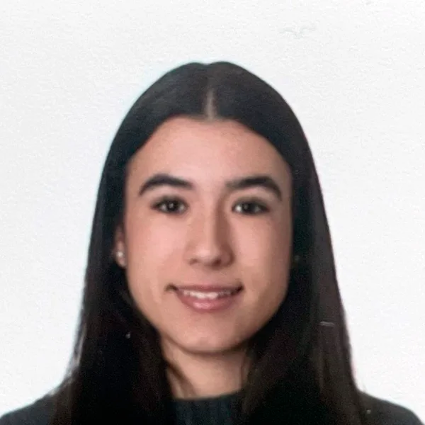Celia Abril Cruzado