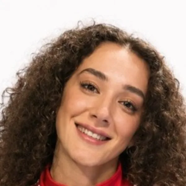 Neslihan Arin