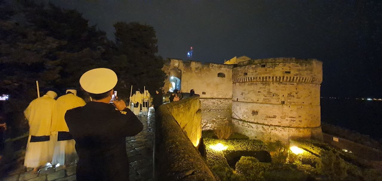 Castello Aragonese Taranto - Esterno